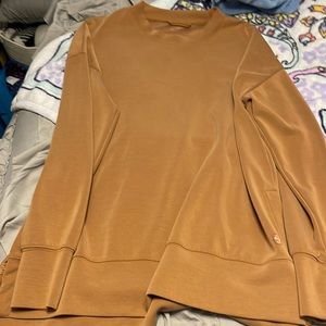 Women’s brown little pullover shirt